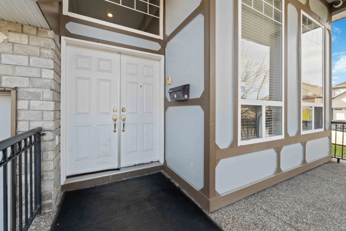 Living Room Photo of 7097 149a Street, Surrey, BC