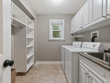 Powder Room Photo of 15328 N Kettle Crescent, Surrey, BC