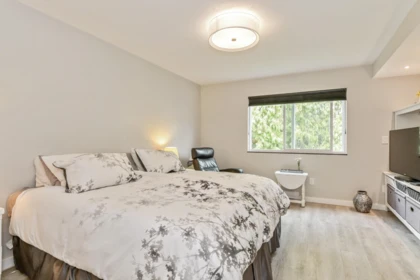 Guest Bathroom Photo of 105 5074 201a Street, Langley, BC
