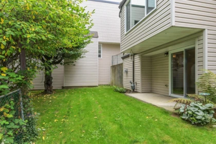 Hot Tub / Spa Photo of 105 5074 201a Street, Langley, BC
