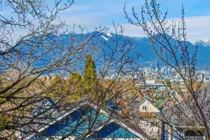 826 E 13th Avenue, Vancouver, BC, Vancouver — Single Family Residence for sale
