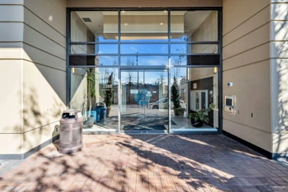 2202 2355 Madison Avenue, Burnaby, BC, Burnaby — Apartment/Condo for sale