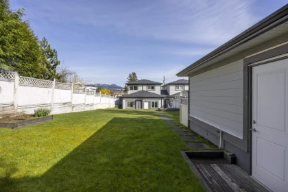 Community Amenities Photo (Clubhouse) of 4036 Moscrop Street, Burnaby, BC