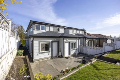 Hot Tub / Spa Photo of 4036 Moscrop Street, Burnaby, BC