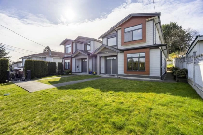 4036 Moscrop Street, Burnaby, BC, Burnaby — Half Duplex for sale