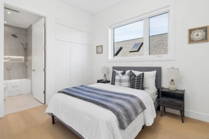 Hot Tub / Spa Photo of 2 3648 West 20th Avenue, Vancouver, BC