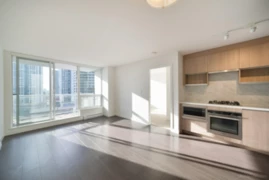 1605 13696 100 Avenue, Surrey, BC