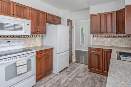 Breakfast Nook Photo of 21395 Exeter Avenue, Maple Ridge, BC