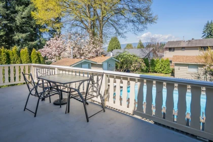 Staircase Photo of 21395 Exeter Avenue, Maple Ridge, BC