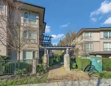 Outdoor Patio Photo of 11 3231 Noel Drive, Burnaby, BC
