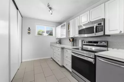 Breakfast Nook Photo of 2713 Ellerslie Avenue, Burnaby, BC
