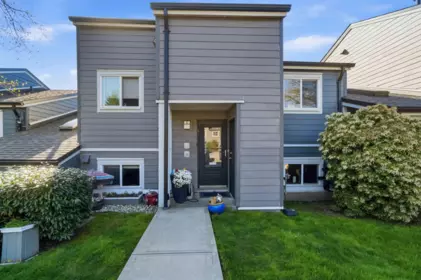 Outdoor Patio Photo of 2713 Ellerslie Avenue, Burnaby, BC