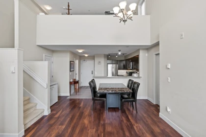 452 10838 City Parkway, Surrey, BC, Surrey — Apartment/Condo for sale