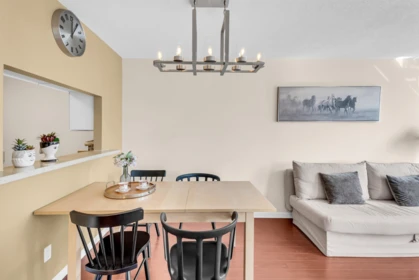 1302 4689 Hazel Street, Burnaby, BC, Burnaby — Apartment/Condo for sale