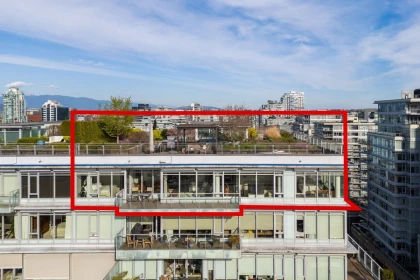 Backyard Photo of 1402 181 W 1st Avenue, Vancouver, BC
