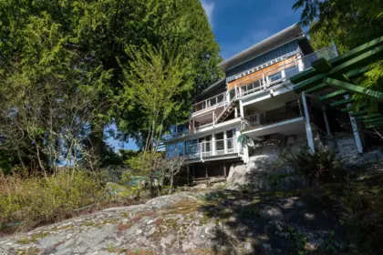 4515 Stonehaven Avenue, North Vancouver, BC, North Vancouver — Single Family Residence for sale