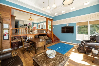 Kitchen Island Photo of 4515 Stonehaven Avenue, North Vancouver, BC