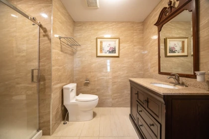 Powder Room Photo of 4515 Stonehaven Avenue, North Vancouver, BC