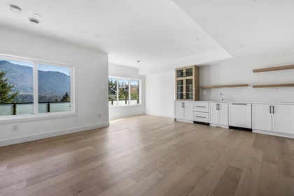 Hot Tub / Spa Photo of 46007 Weeden Drive, Chilliwack, BC