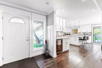 Walk-In Closet Photo of 21315 River Road, Maple Ridge, BC