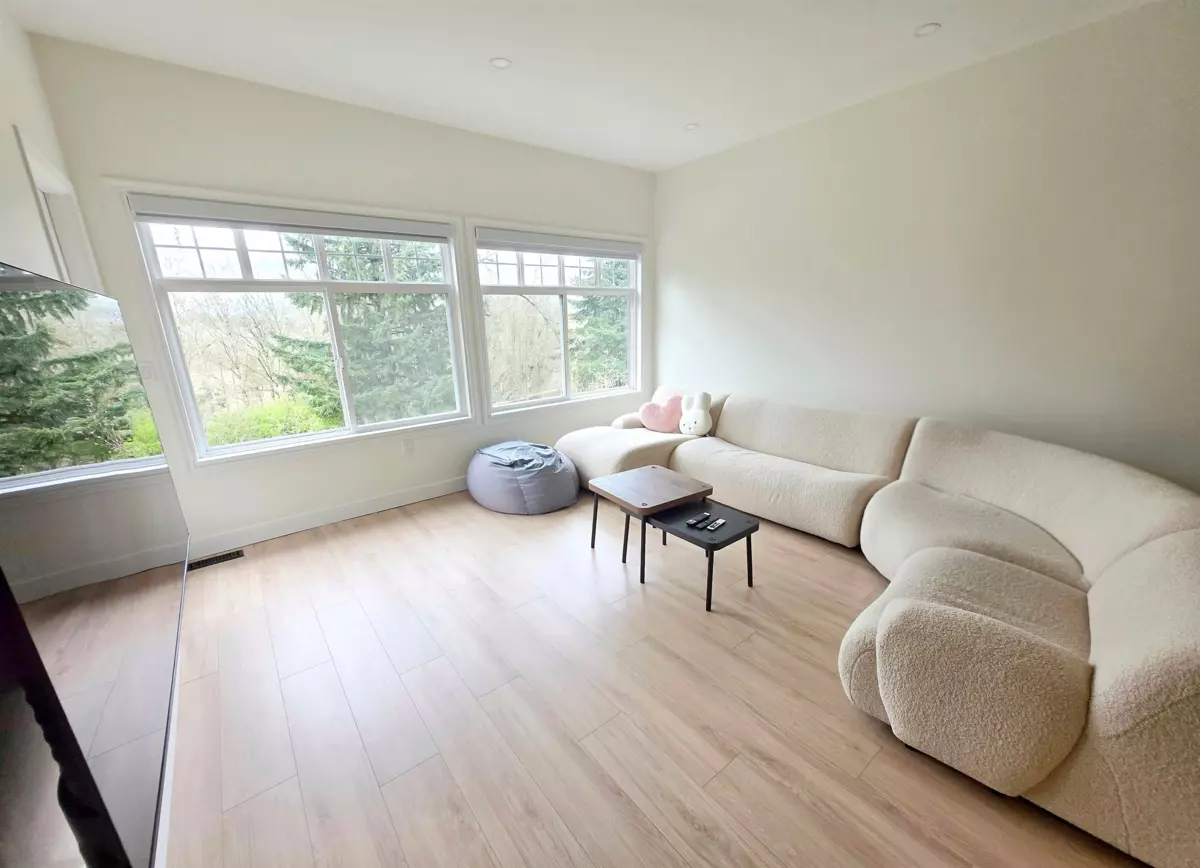 Family Room Photo of 20 5201 Oakmount Crescent, Burnaby, BC