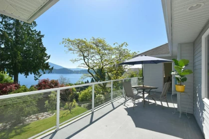Breakfast Nook Photo of 590-592 N Fletcher Road, Gibsons, BC