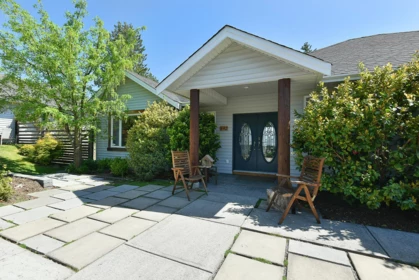 Garden / Landscaping Photo of 590-592 N Fletcher Road, Gibsons, BC