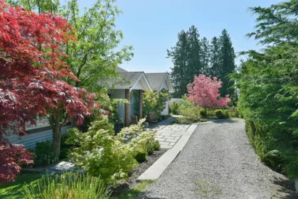 Hot Tub / Spa Photo of 590-592 N Fletcher Road, Gibsons, BC