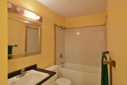 Loft / Bonus Room Photo of 590-592 N Fletcher Road, Gibsons, BC