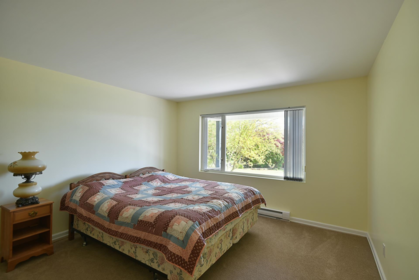 Office / Den Photo of 590-592 N Fletcher Road, Gibsons, BC