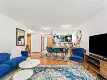 Breakfast Nook Photo of 306 1328 W Pender Street, Vancouver, BC