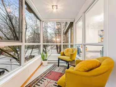 Hallway Photo of 306 1328 W Pender Street, Vancouver, BC