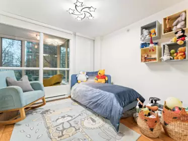 Laundry Room Photo of 306 1328 W Pender Street, Vancouver, BC