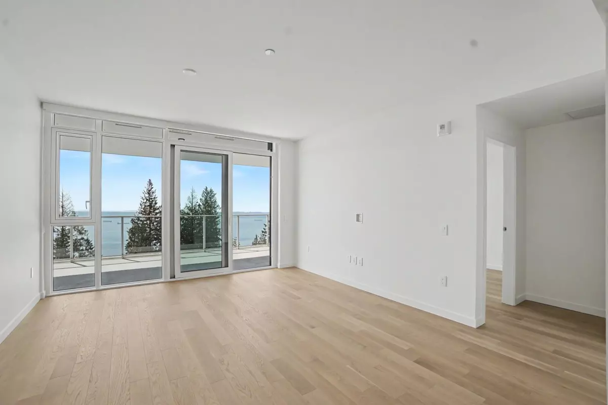 Dining Area Photo of 606 3963 Uplands Way, West Vancouver, BC