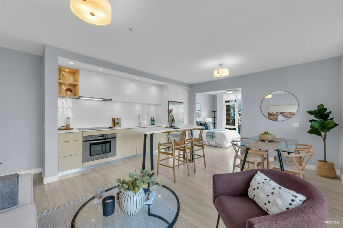 Living Room Photo of 207 111 E 3rd Street, North Vancouver, BC