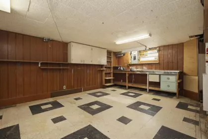 Hallway Photo of 9633 Woodbine Street, Chilliwack, BC
