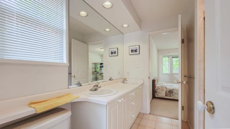 Entry Foyer Photo of 10 8060 St. Albans Road, Richmond, BC