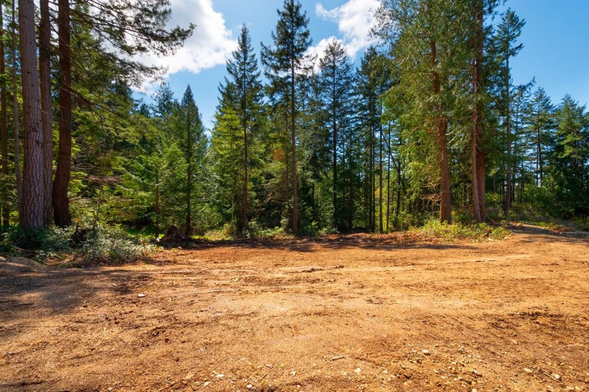 Family Room Photo of Lot 1 Innisfree Lane, Bowen Island, BC