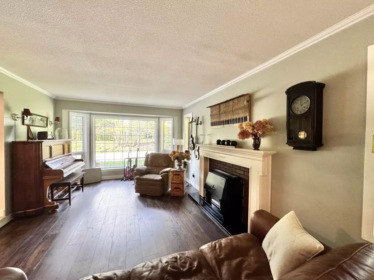 Family Room Photo of 52394 Yale Road, Rosedale, BC