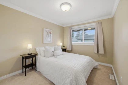 Hallway Photo of 2808 Mccoomb Drive, Coquitlam, BC
