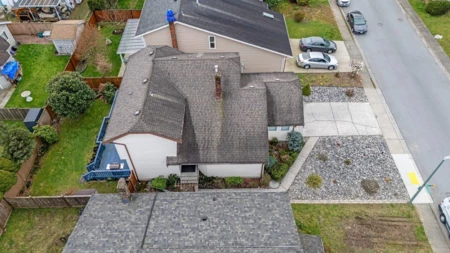 Swimming Pool Photo of 2808 Mccoomb Drive, Coquitlam, BC
