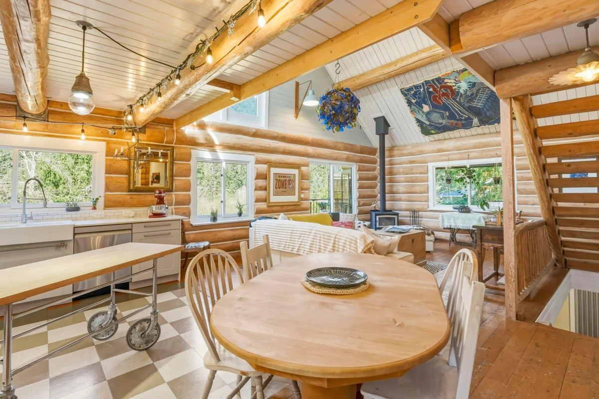 Dining Area Photo of 1253 Adams Road, Bowen Island, BC