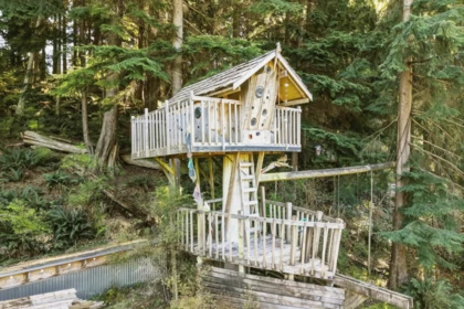 Swimming Pool Photo of 1253 Adams Road, Bowen Island, BC