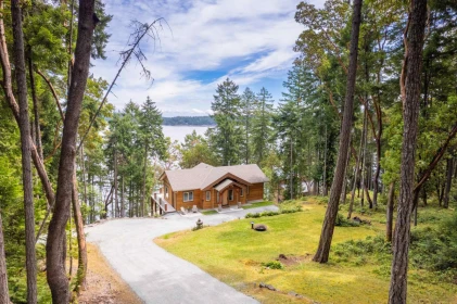Family Room Photo of 144 Sunrise Point Road, No City Value, BC