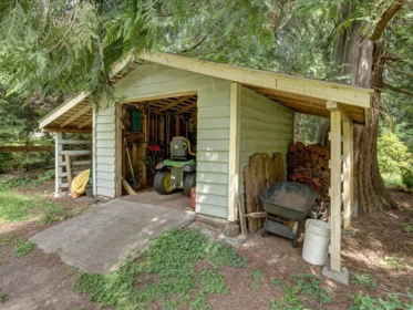 Community Amenities Photo (Clubhouse) of 1317 Lockyer Road, Roberts Creek, BC