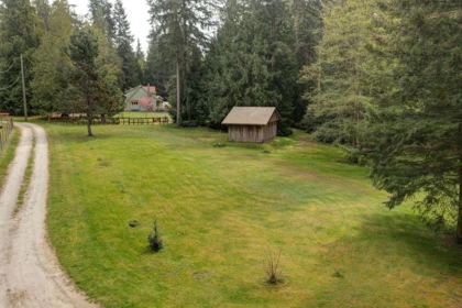 Front Yard Photo of 1317 Lockyer Road, Roberts Creek, BC