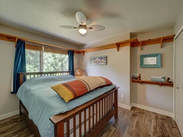 Office / Den Photo of 1317 Lockyer Road, Roberts Creek, BC