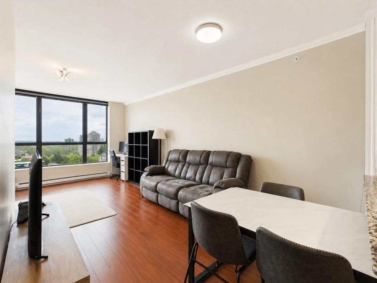 Family Room Photo of 1609 511 Rochester Avenue, Coquitlam, BC