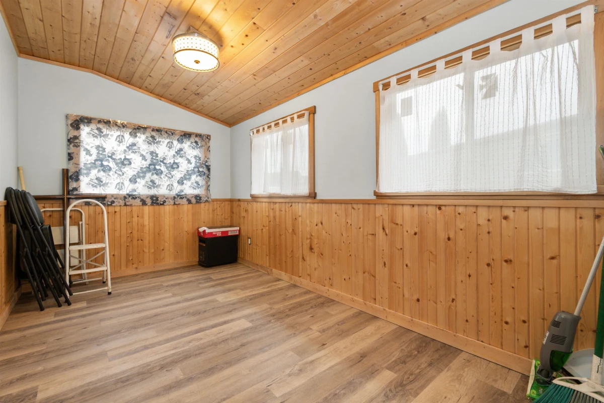 Living Room Photo of 11 1884 Heath Road, Agassiz, BC