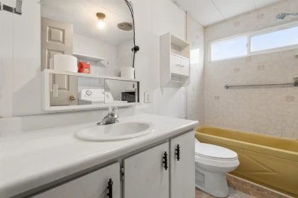 Powder Room Photo of 11 1884 Heath Road, Agassiz, BC